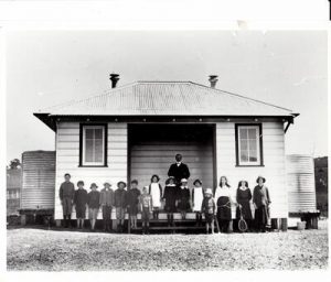 Gungahleen School c 1915 (Courtesy of the Hall School Museum and Heritage Centre)